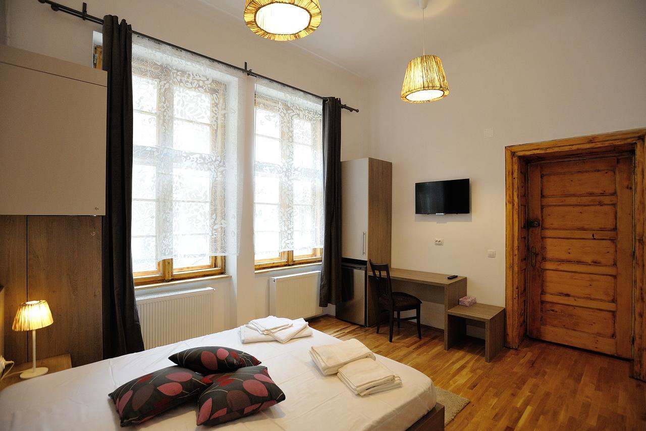 Dinicu Residence - Central Location Braşov Exterior foto